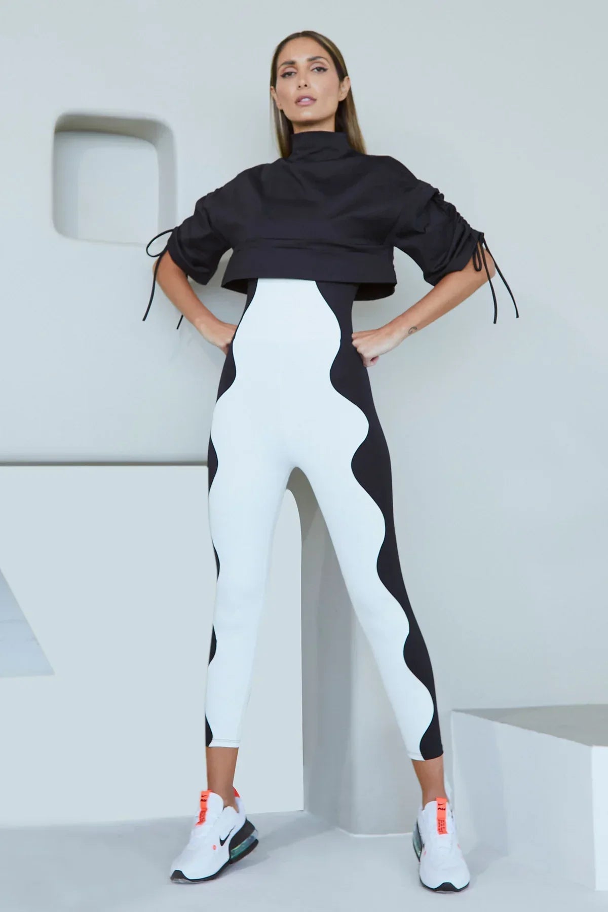 Stay Stylish and Warm: Must-Have Winter Activewear