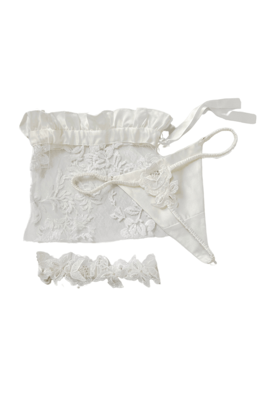 True Love Gift Bag - Ivory