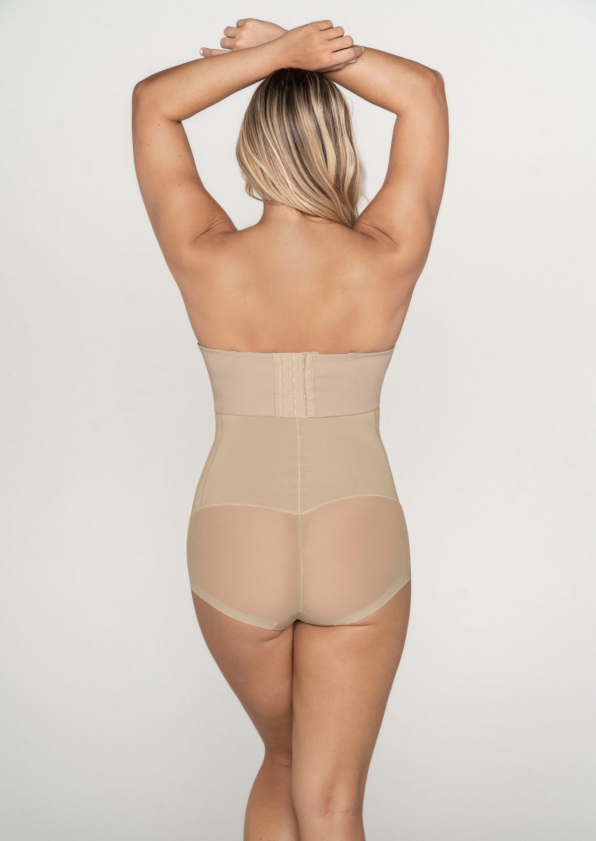 Leonisa Shapewear Nude / M Extra High-Waisted Sheer Bottom Sculpting Shaper Panty - Nude