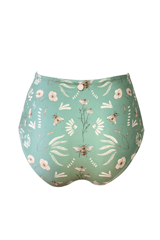 Sussaro y Manzanilla Bikini Bottom Garden Bee Ritual